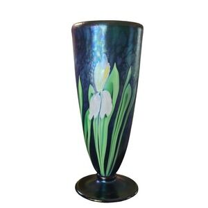 Hand Signed Orient & Flume Alexander Art Glass Vase White Iris Floral Vase
